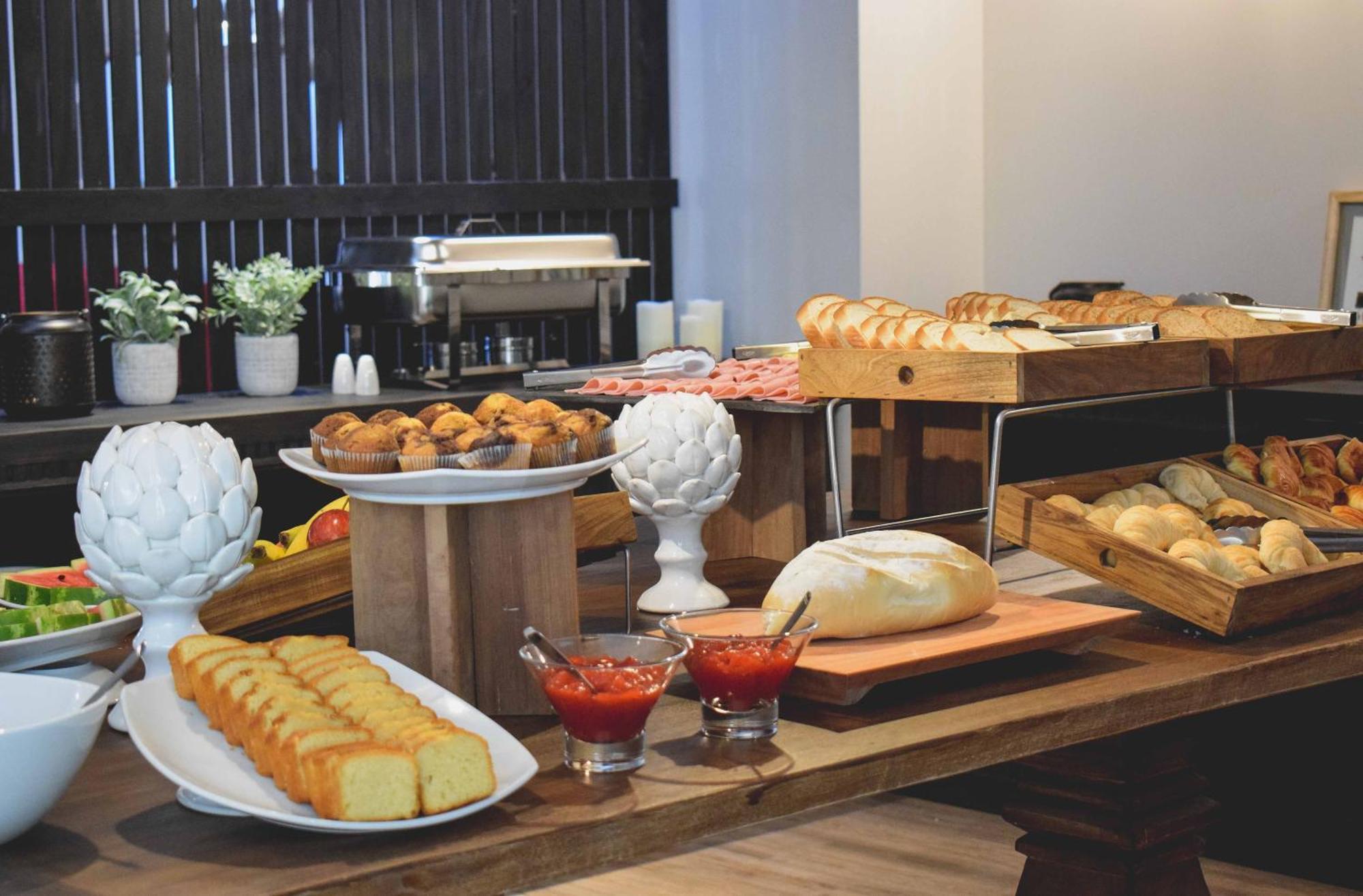 Cyan Soho Neuquen Hotel エクステリア 写真